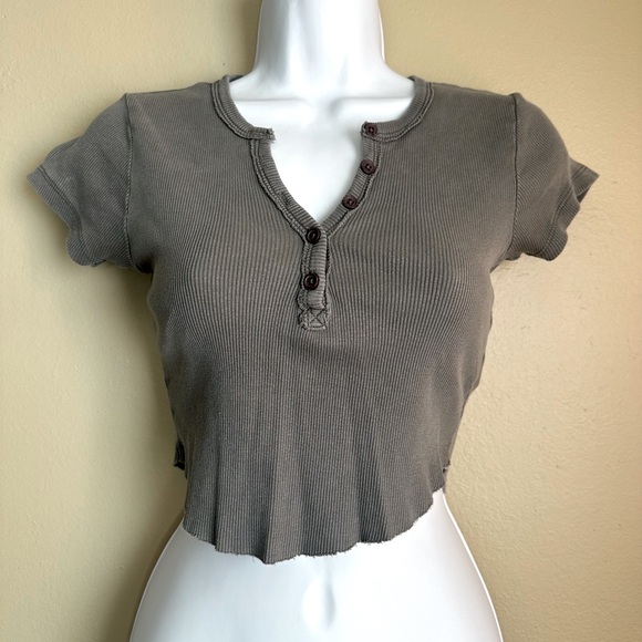 Garage Tops - Gray Garage Cropped Tee